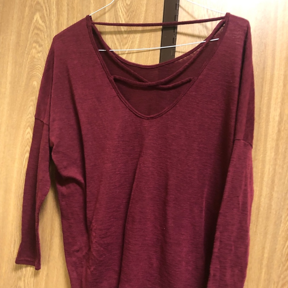 Maroon top - Picture 2 of 3